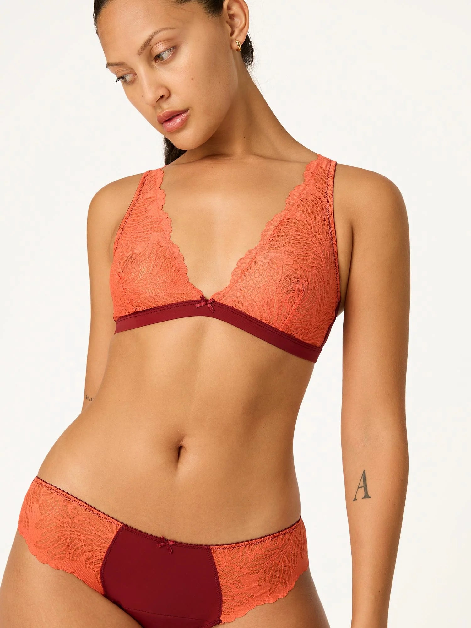 Camille Thong, Bordeaux Red 🩸🩸